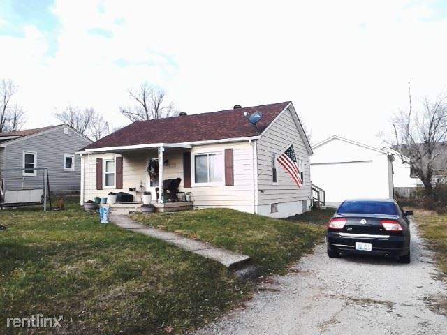 Primary Photo - 653 Woodward Ln