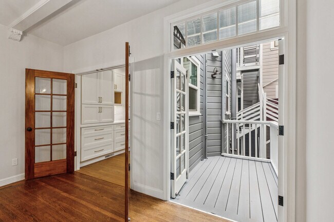Foto del edificio - 3342 Broderick St