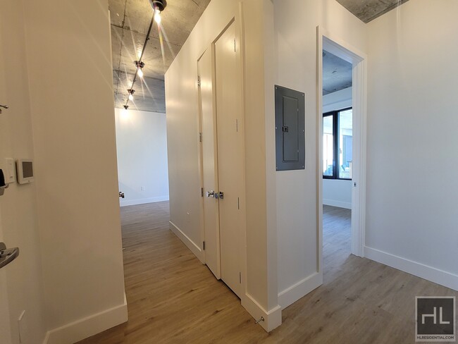 Building Photo - New Luxury Apartment on Flatbush Avenue