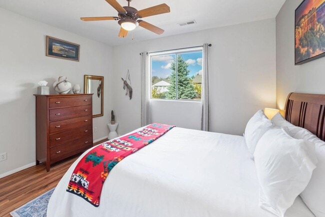 Foto del edificio - 603 Brookline Loop