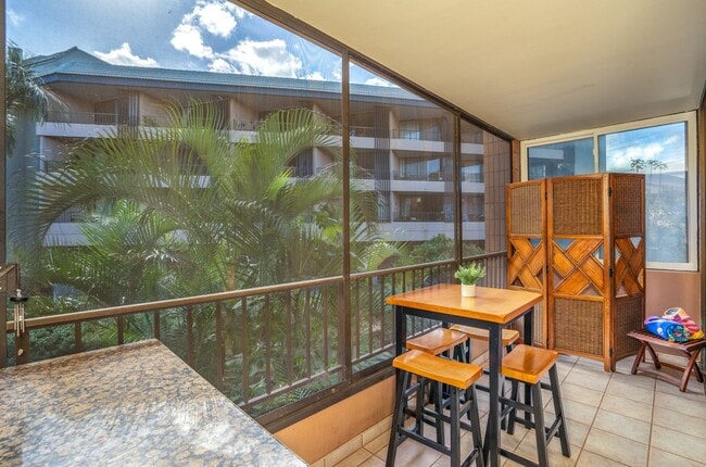 Building Photo - Furnished, One Bedroom/One Bathroom, Ocean...