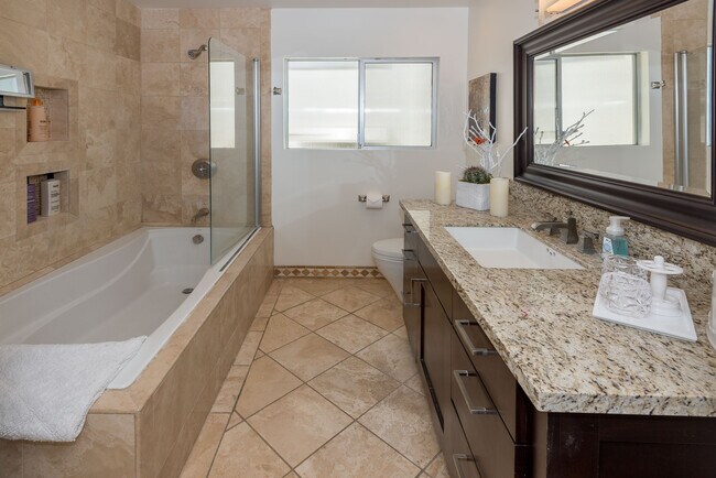 Baño - The Wilshire Crescent
