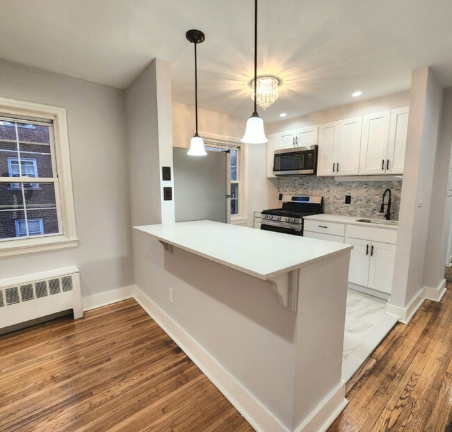 Foto del edificio - 85 Forest Hill Pkwy