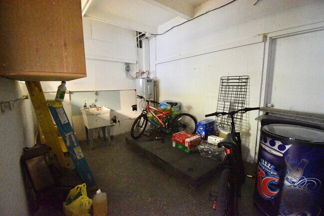 Foto del edificio - 3204 Ferndale Dr