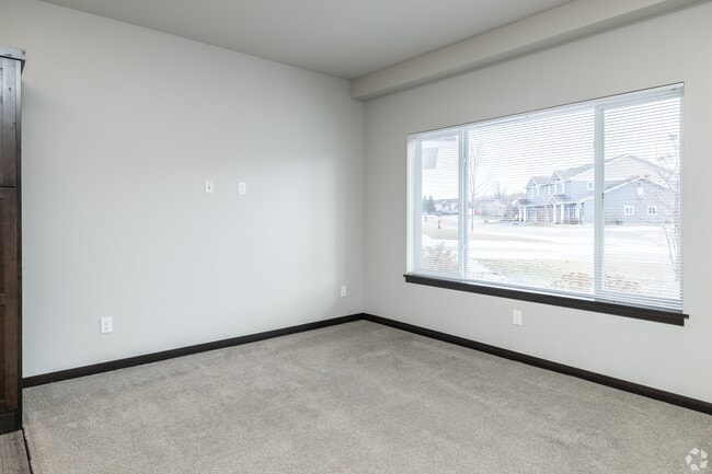 Building Photo - Falcon Heights Townhomes