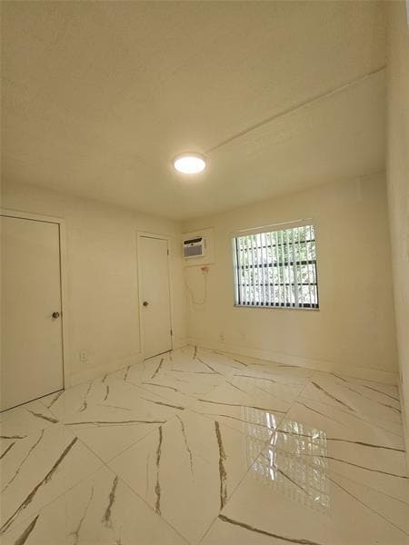 Foto del edificio - 1041 SE Monterey Rd