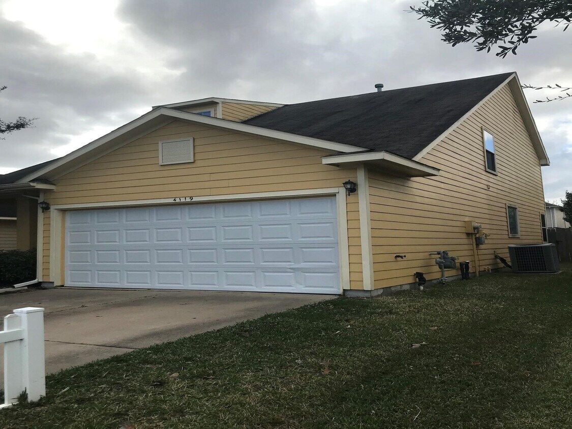 Foto principal - 4119 Barossa Valley Ln