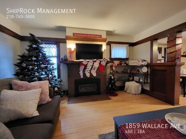 Foto del edificio - 1859 Wallace Ave