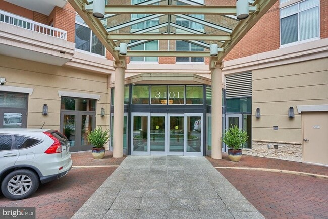 Foto del edificio - 3101 N Hampton Dr