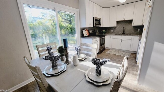 Foto del edificio - 6525 Clemson Ave