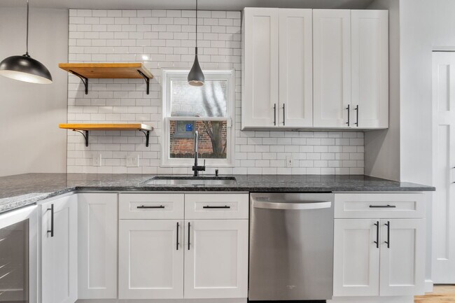 Foto del edificio - 1149 Summit St