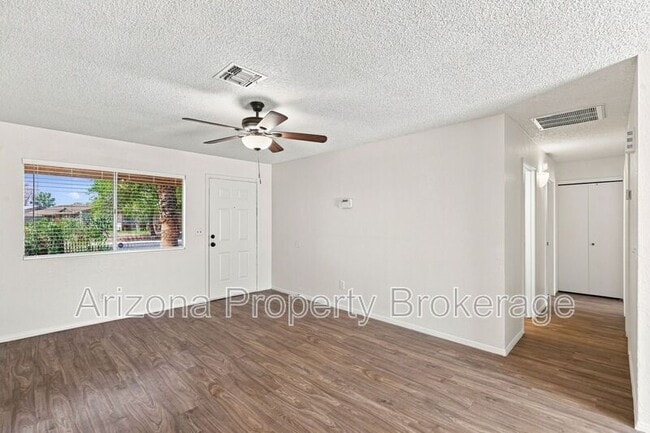 Building Photo - 1403 N Markdale