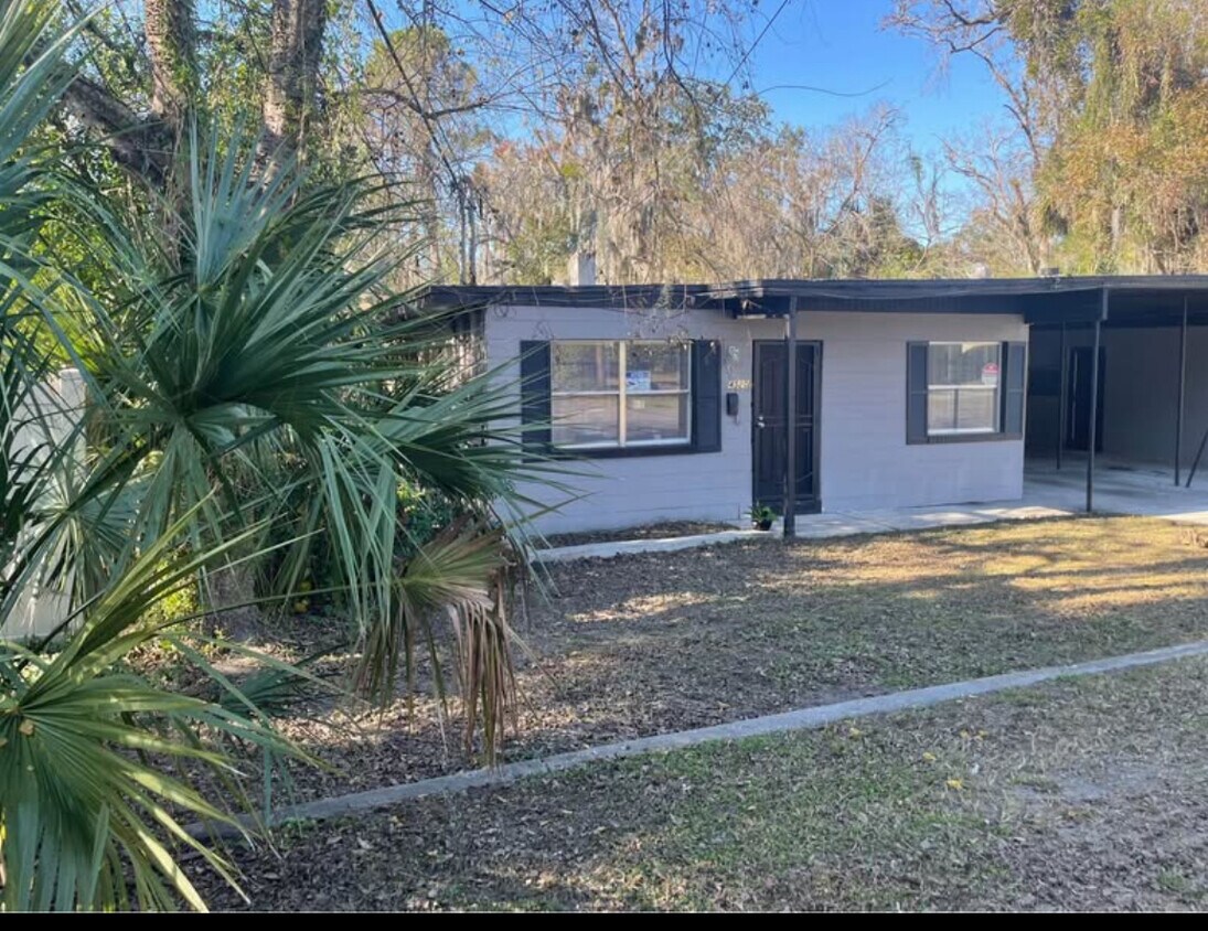 Foto principal - 4520 Fairview St