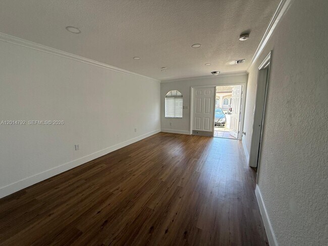 Foto del edificio - 18858 NW 85th Ct