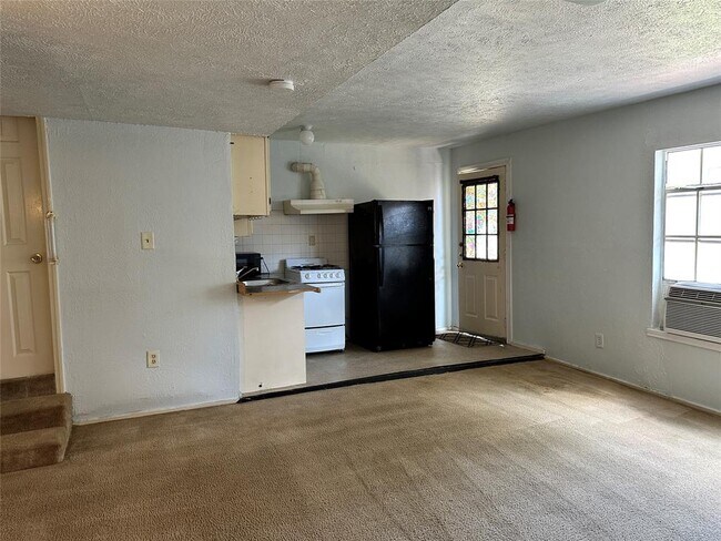 Foto del edificio - 4430-4432 Bell St