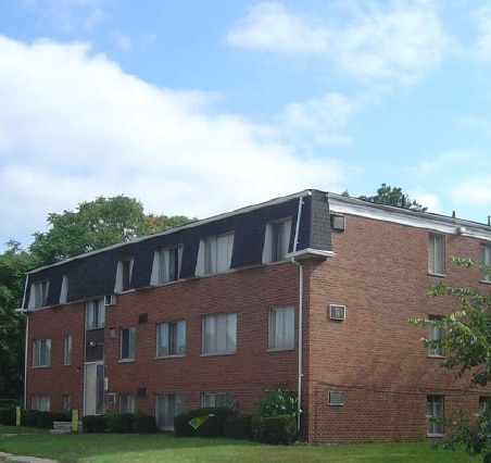 Primary Photo - Burgess Apartments