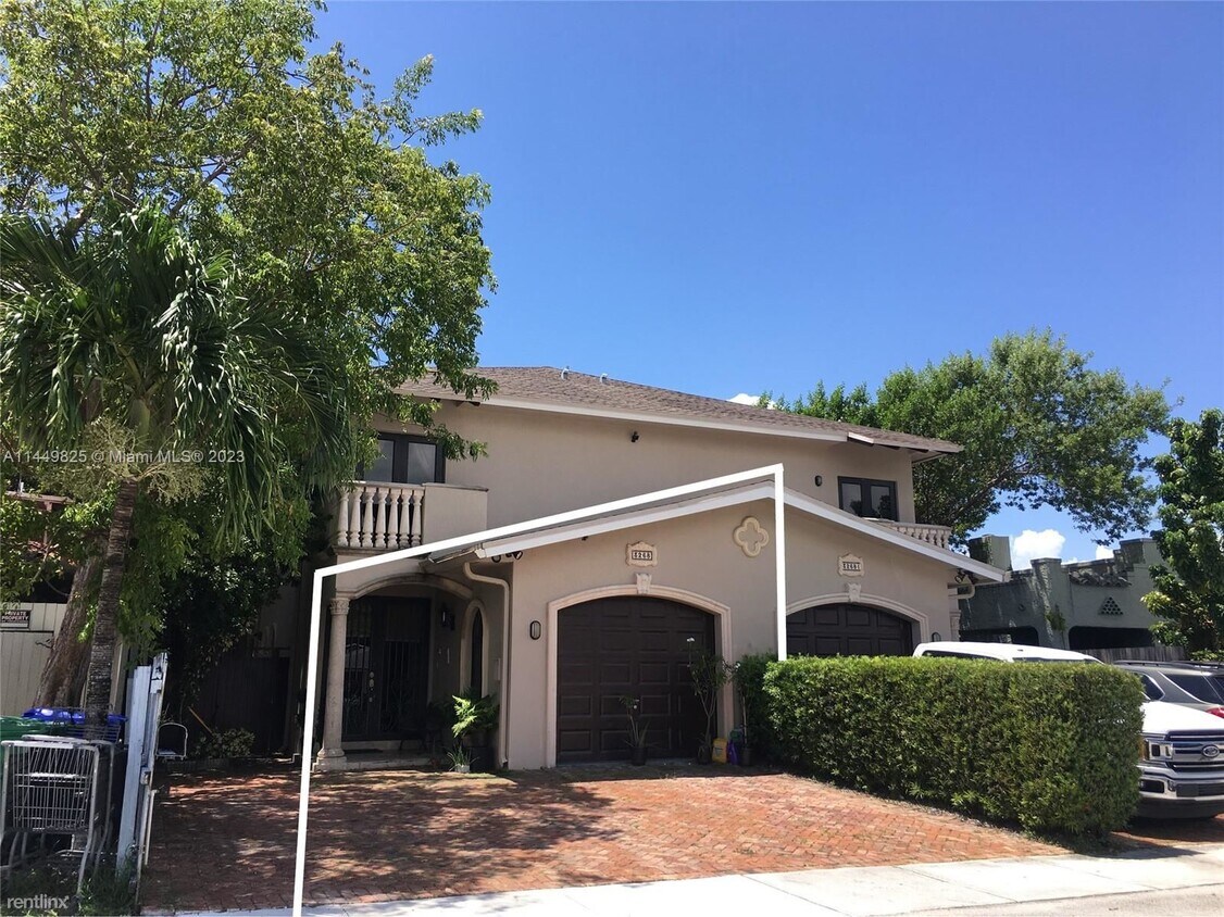Primary Photo - 2 br, 2 bath House - 3268 SW 25th Ter # 1E