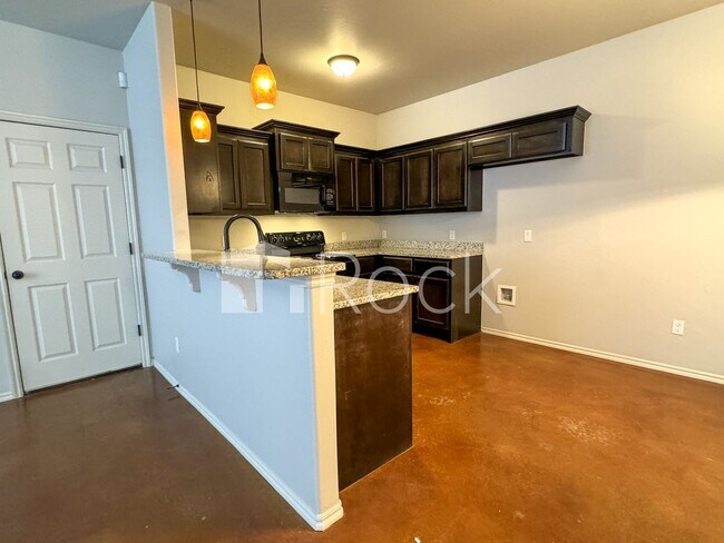 Foto del edificio - 1837-39 Post Oak Rd Duplex