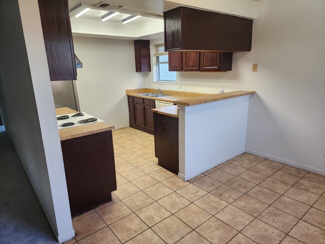 Building Photo - 14834 Keelby Dr