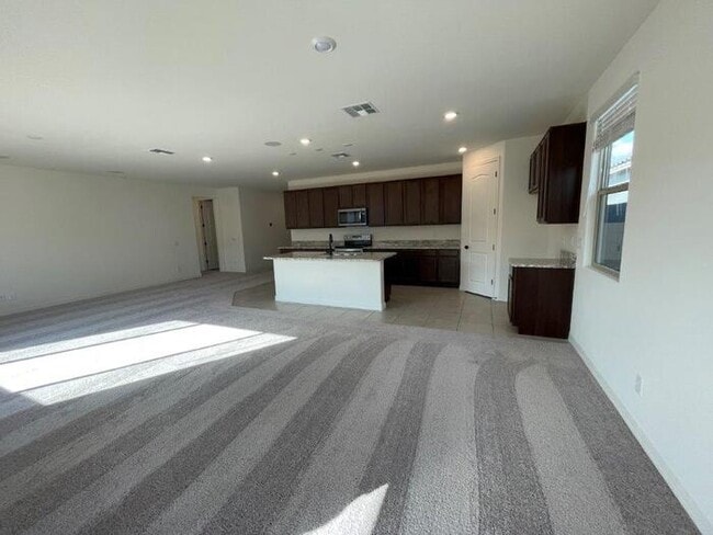 Building Photo - 3031 W Estes Way
