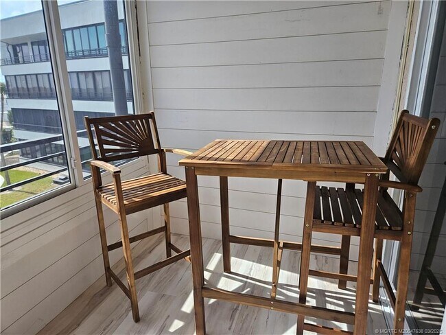 Building Photo - 1357 NE Ocean Blvd