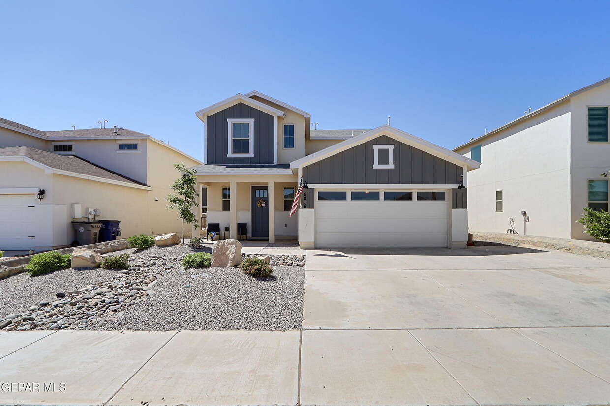 Foto principal - 6016 Hidden Clove Ct