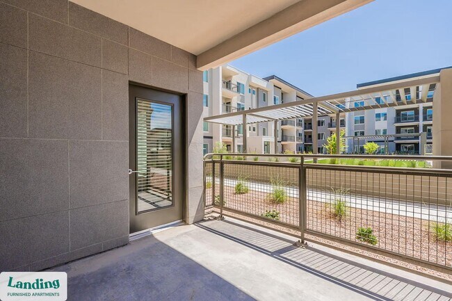 Foto del edificio - 1760 S Crismon Rd