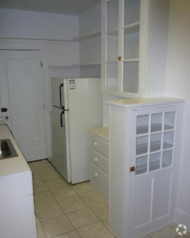 Building Photo - 23 Chauncy St