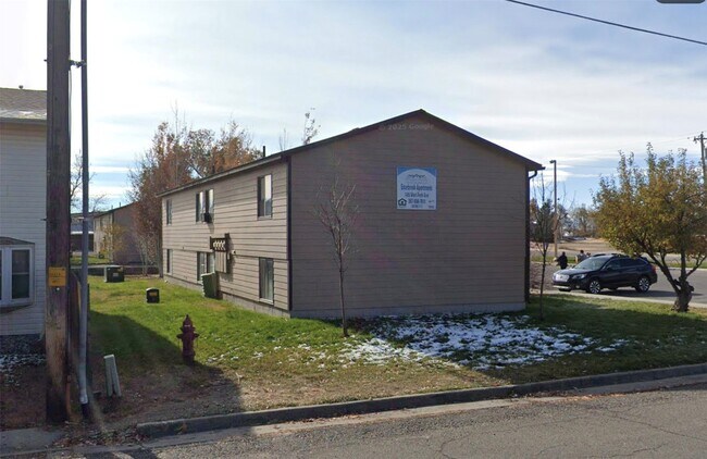 Building Photo - 1415 W Park Ave