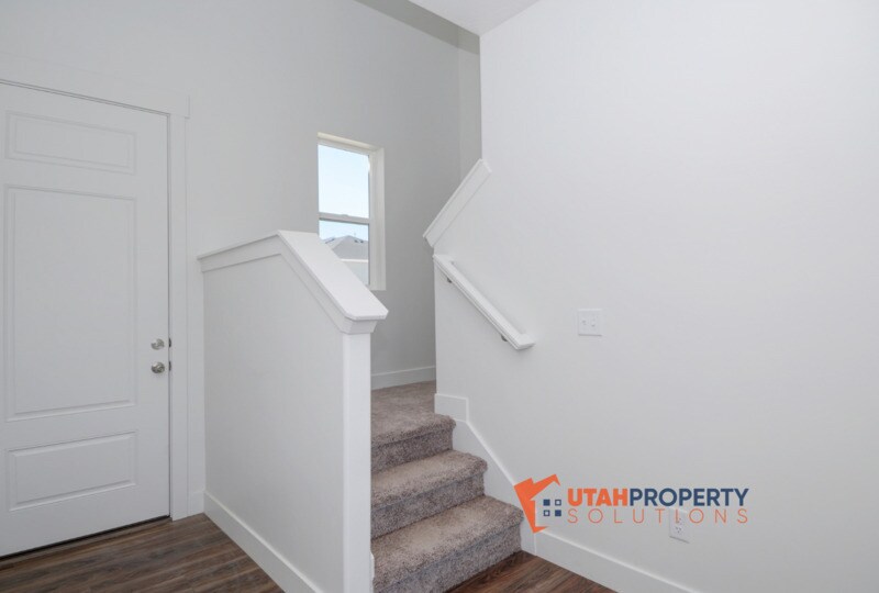 Foto principal - 7042 N Brook Ridge