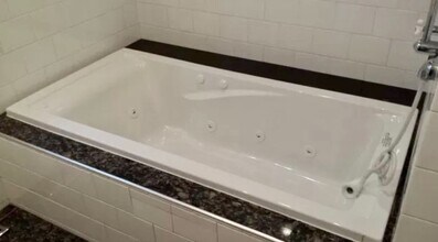 Building Photo - 4122-4124-4124 S Grand Blvd