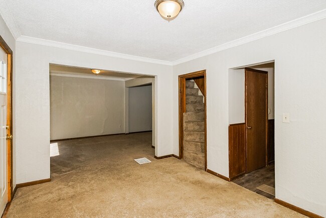 Foto del edificio - Classic  2 Bedroom, 1 Bathroom House in Sa...