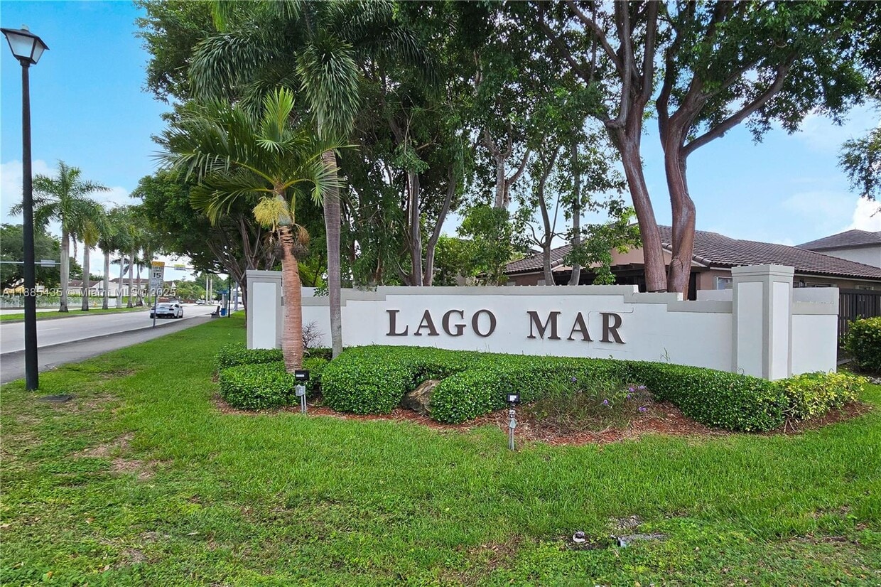 Foto principal - 15823 SW 79th St