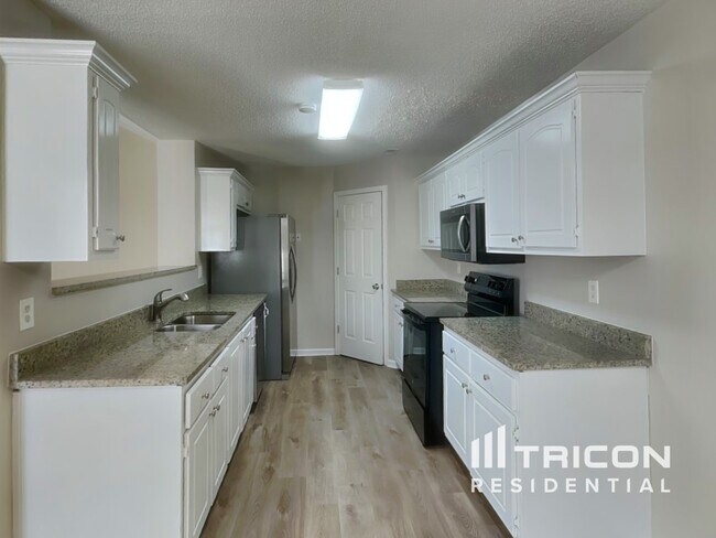 Foto del edificio - 8762 Edenton Way