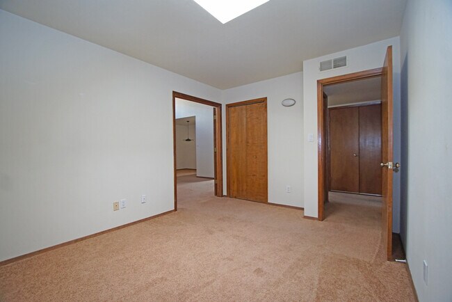 Building Photo - 2416 San Patricio Plaza