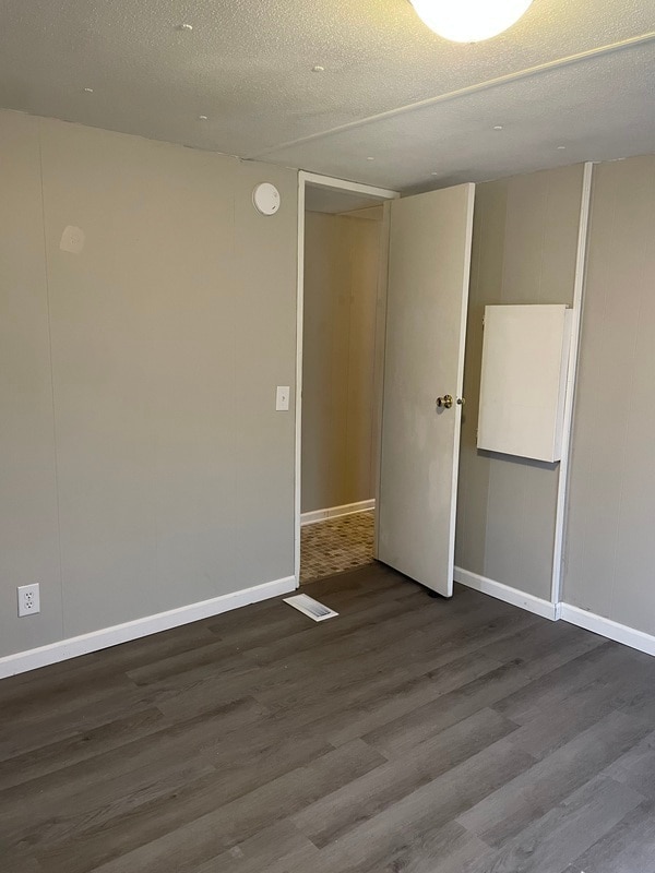 Building Photo - 2805 S Belt W