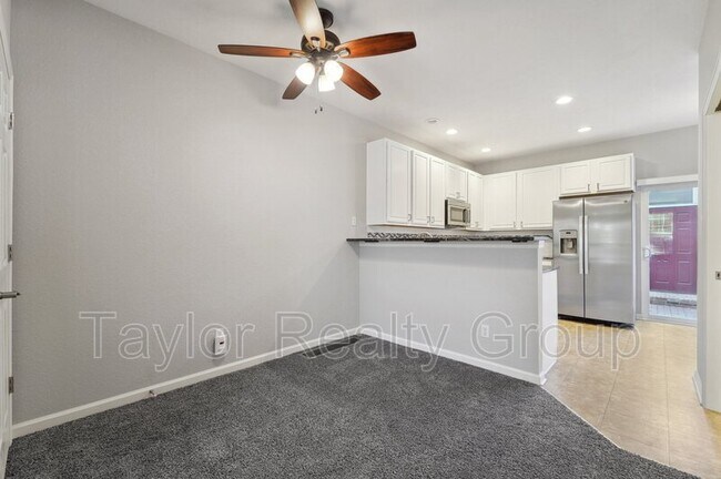 Building Photo - 4269 W 118th Pl