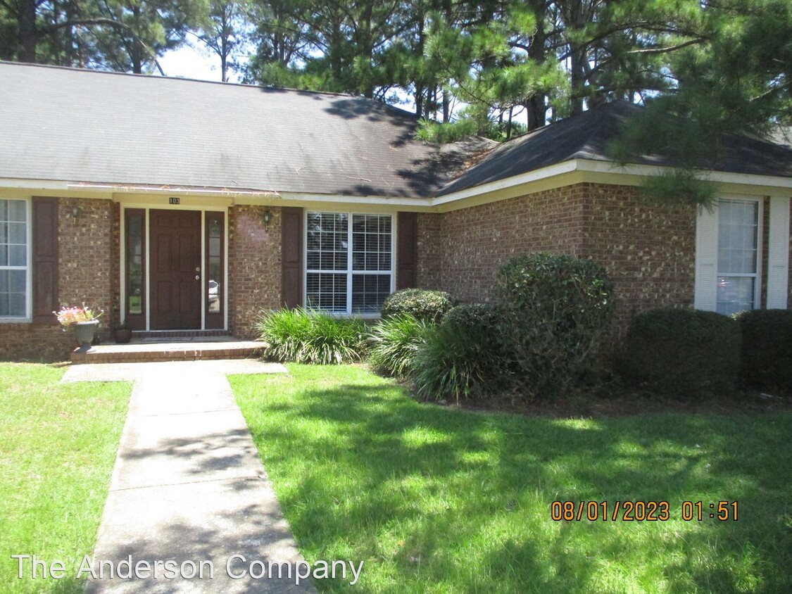 Foto principal - 3 br, 2 bath House - 103 B Acacia Ct