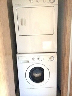 Foto del edificio - Beautiful spacious ground level 2 bed 1 ba...