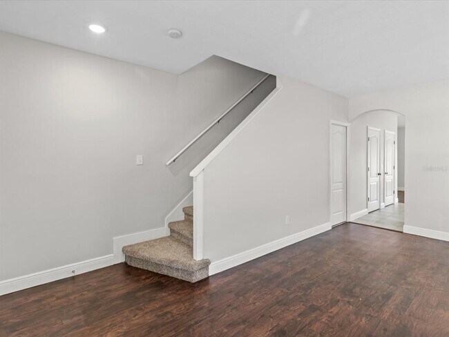 Building Photo - 511 Wilton Cir