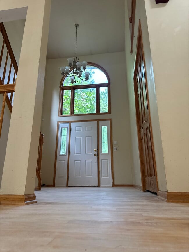 Building Photo - 17727 Mayher Dr