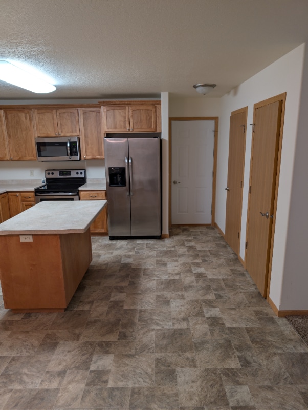 Building Photo - 2303 Damon St