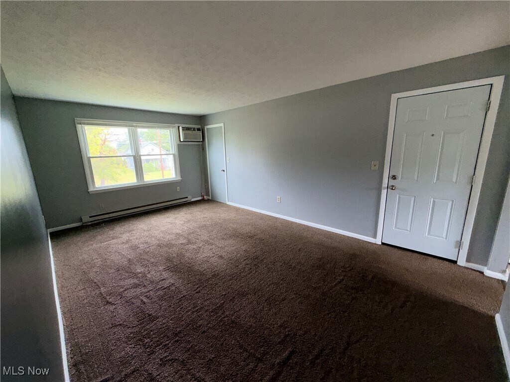 929 Cook Ave Youngstown, OH 44512 – photo 4