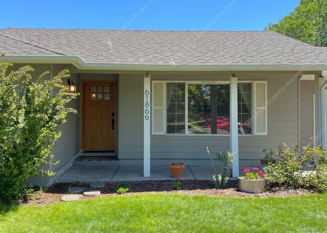 Foto del edificio - Charming Bend Home | Single-Story Living