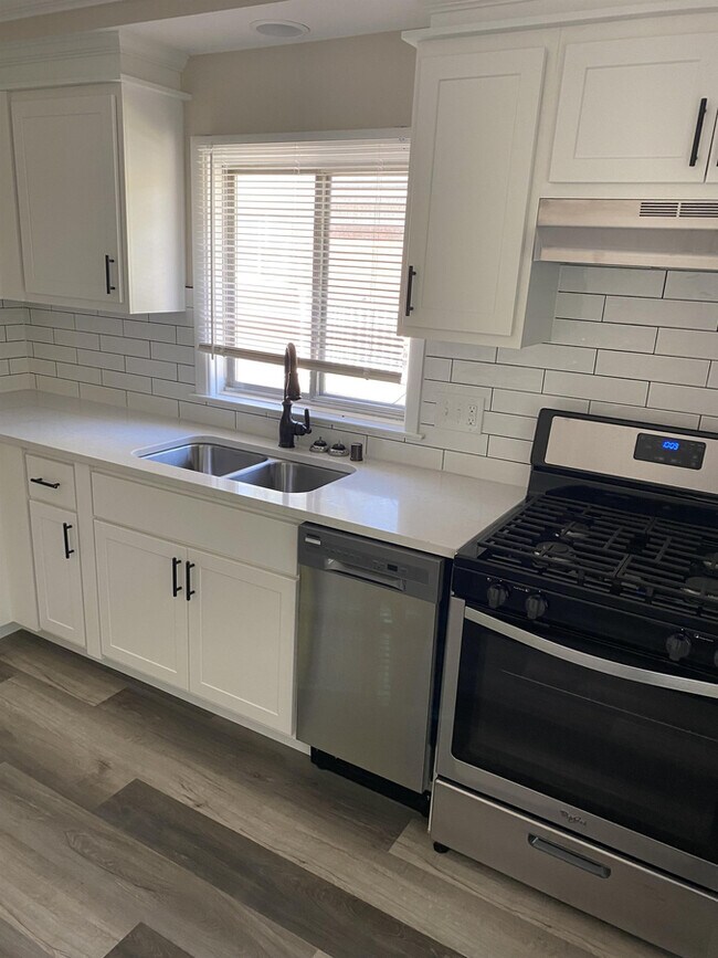 Foto del edificio - 9421 W North Ave