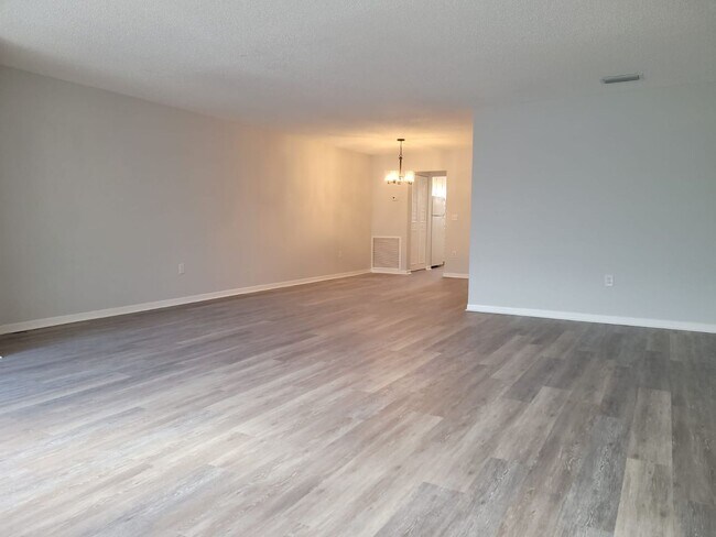 Foto del edificio - 2850 59th St S