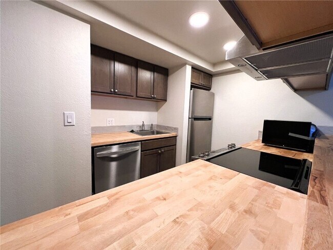 Foto del edificio - Long Term Rental- Mountainside Condos E339