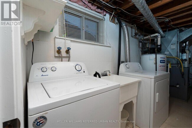 Building Photo - 343 Ranee Ave