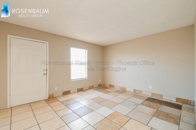 Foto del edificio - 1714 E 6th Ave