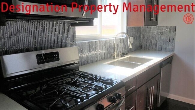 Foto del edificio - 7638 Hampton Ave
